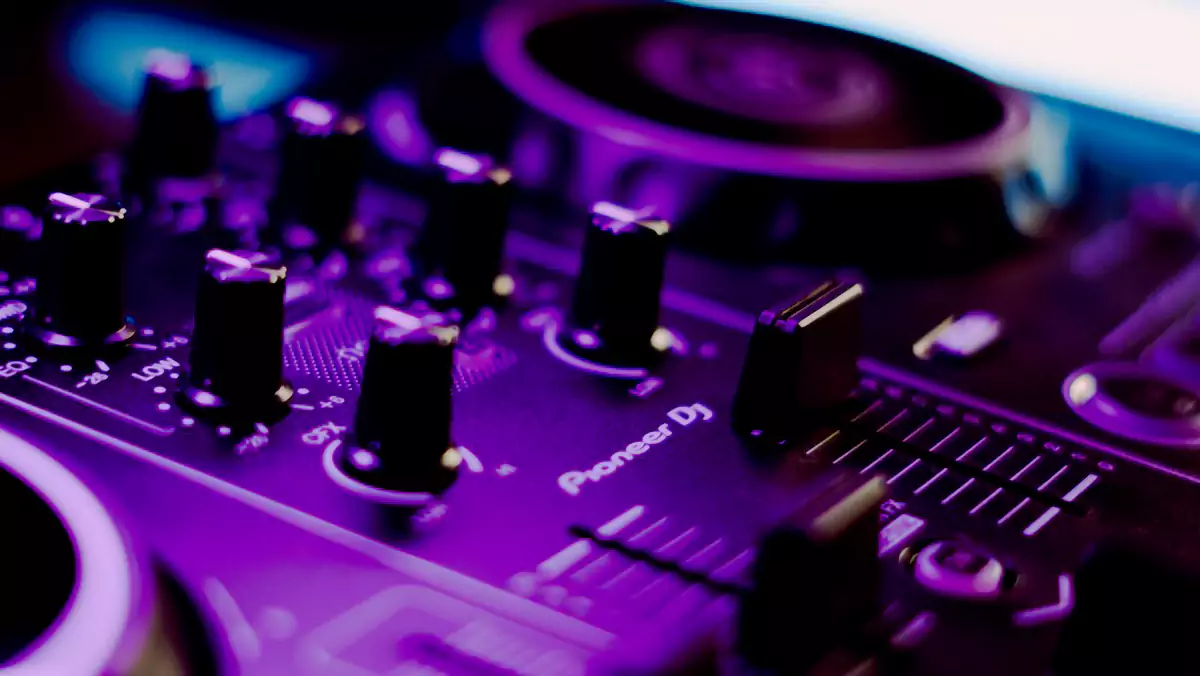 موسیقی الکترونیک