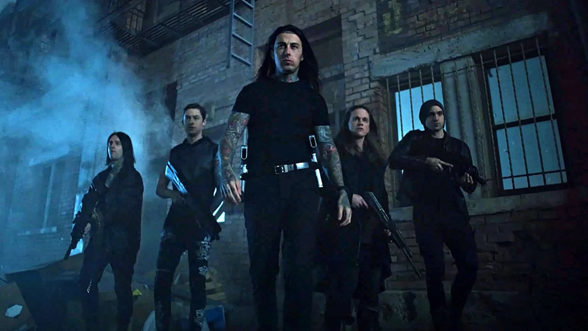 تاریخچه گروه Falling In Reverse