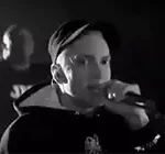 رکورد گینس رپ توسط امینم "100 کلمه در 16 ثانیه "